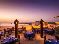 Coral Beach Resort Sharjah Hotel in zona Centro commerciale Corniche