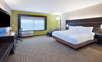 Holiday Inn Express & Suites Parkersburg East