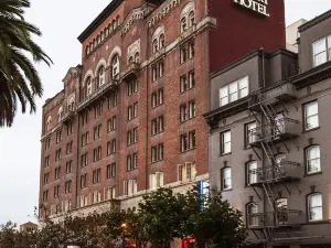 Harbor Court Hotel