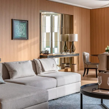 Royal Champagne Hotel & Spa