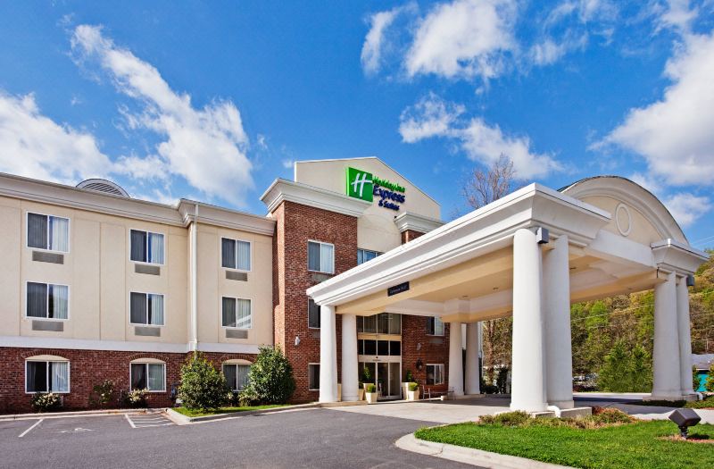Holiday Inn Express & Suites Cherokee/Casino by IHG
