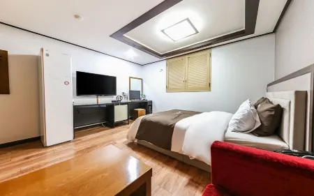 Gochang Hotel Moyangseong