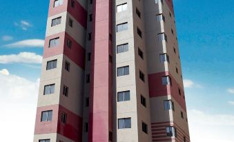 Hotel Leaders Plaza Salmiya