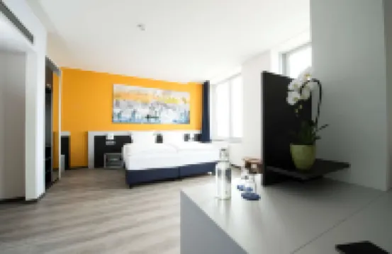 คาราทโฮเทล ดึสเซลดอร์ฟซิตี้ โรงแรมในดึสเซลดอร์ฟ