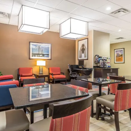Comfort Inn Alton near I-255