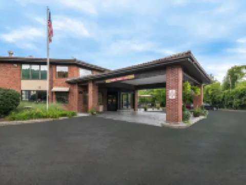 伊薩卡大學區凱藝酒店 伊薩卡酒店