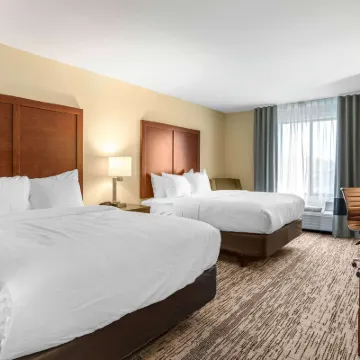Comfort Inn and Suites Ames Near Isu Campus Hotel dekat Auditorium Stephens