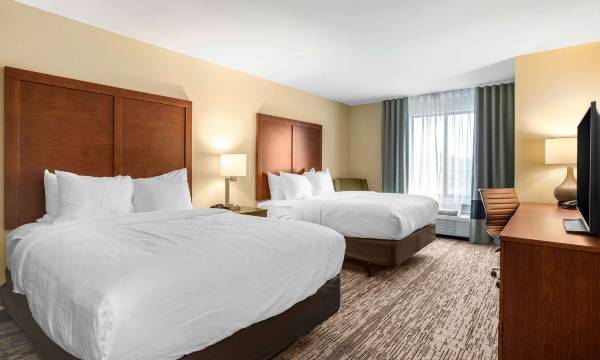 Comfort Inn and Suites Ames Near Isu Campus