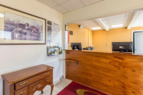 อีโคโนลอดจ์ โธมัสวิลล์ โรงแรมในโธมัสวิลล์