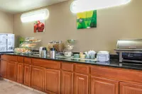 Quality Inn & Suites Limon - breakfast