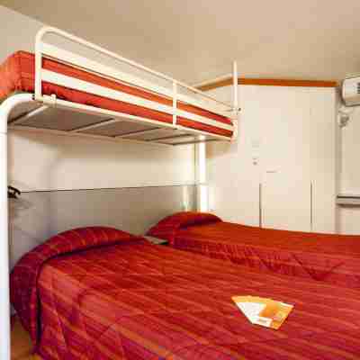 Premiere Classe Boulogne - Saint Martin les Boulogne Rooms
