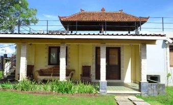 Nusa Dua Villas