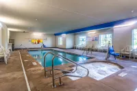 Cobblestone Hotel & Suites - Greenville Hotels in Hempfield Township