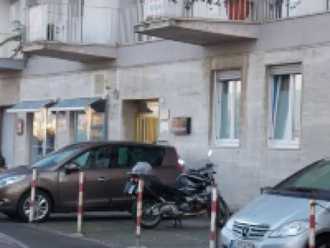 ซอร์เรนโต เรอเล โรงแรมใกล้คอร์โซอิตาเลีย