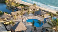 Hotel Parque Das Fontes - Beach