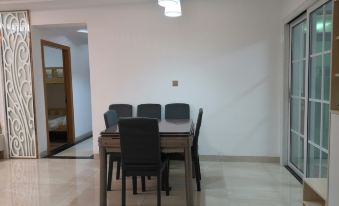 Fangdong Keke Apartment (Renmin South Road)