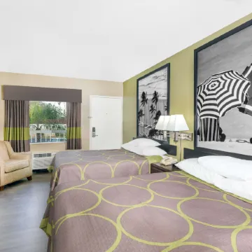 Super 8 by Wyndham Sarasota Near Siesta Key