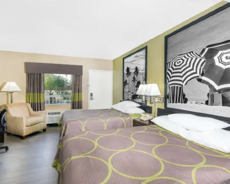 Super 8 by Wyndham Sarasota Near Siesta Key Hotels in Sarasota