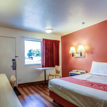 Motel 6 Grants Pass, or