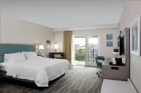 Hampton Inn by Hilton Dunedin Hotels near Honeymoon Island State Park