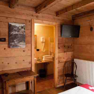 Chalet Svizzero Apartments Rooms