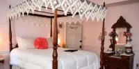 The Richard Johnston Inn & 1890 Caroline House - Хоумстей