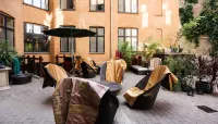 Hotel Kong Arthur Hotels near Nedergaards Haveservice