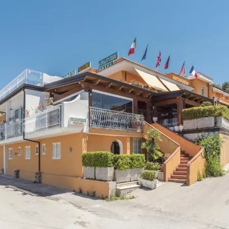 Hotel Ristorante Colleverde