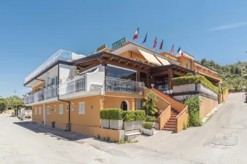 Hotel Ristorante Colleverde - Servicios de Traslado