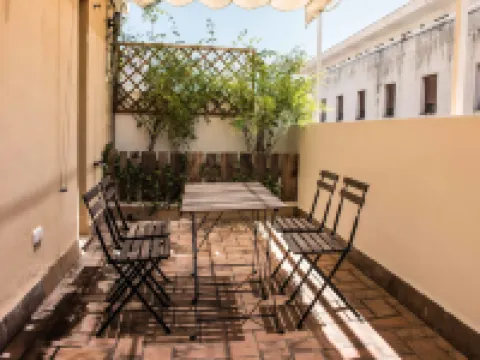 ブラック スワン ホステル セビリア セビリアのホテル