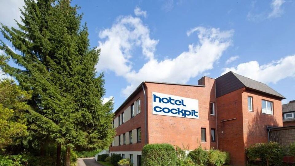 Hotel Cockpit