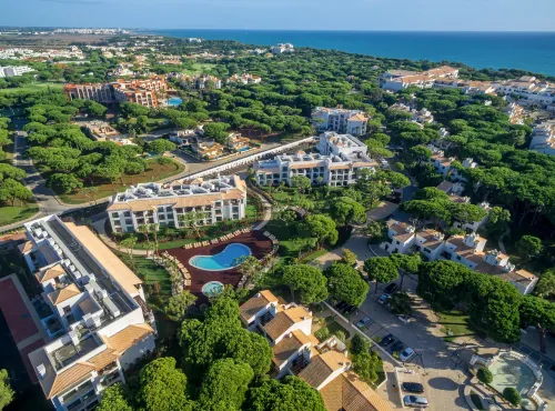Pine Cliffs Gardens Hotels in Olhos de Agua