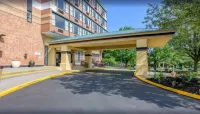 Days Inn & Suites by Wyndham Lebanon PA