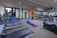 是拉差馨樂庭格蘭德中心公寓飯店