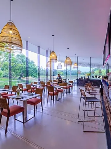 รูปภาพของสยามดาษดา เขาใหญ่