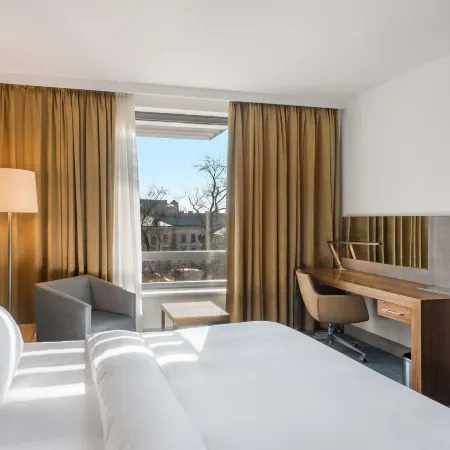 Radisson Blu Hotel, Krakow Отели рядом с достопримечательностью «Галерея Артемис»