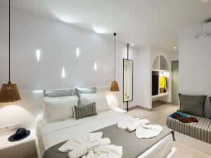 Quartano Luxury Cycladic Residence