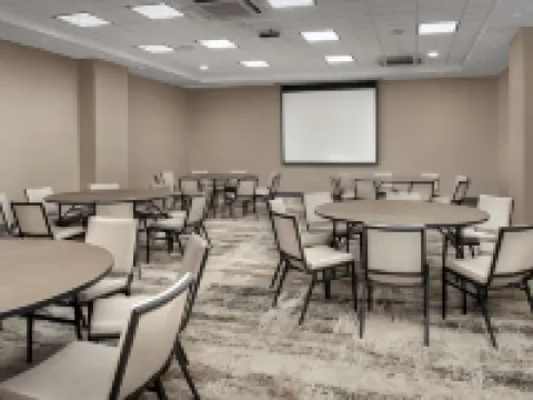 ダブルツリー バイ ヒルトン チャタヌーガ ハミルトン プレイス チャタヌーガのホテル