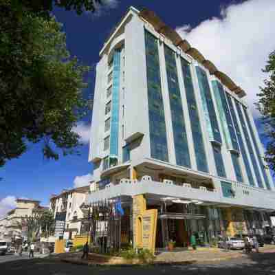 Palace Hotel Arusha Hotel Exterior