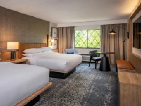 Sheraton Nashua Hotels in Nashua