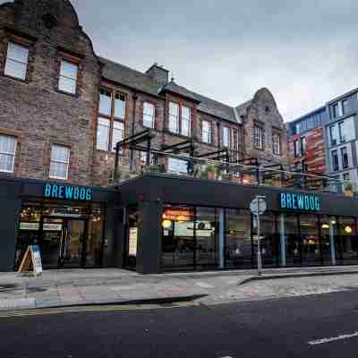 BrewDog DogHouse Edinburgh Hotel Exterior