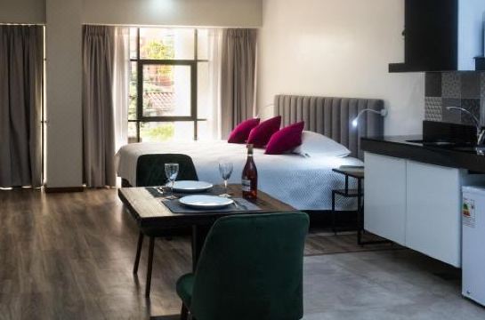 Fiori Apartments - Housity
