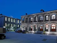 King Parkview Hotel Hotels near Jingshan Park