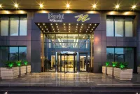 Naviti Warwick Dammam Hotel in zona Isola Murjan