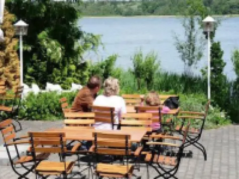 Seehotel & Restaurant Karlslust Hotels in Oder-Spree