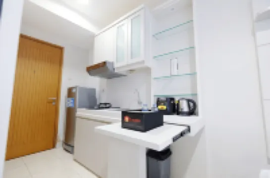 Budget Studio Apartment at Cinere Bellevue Suites