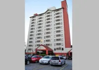 Comfort Hotel Joinville - parking