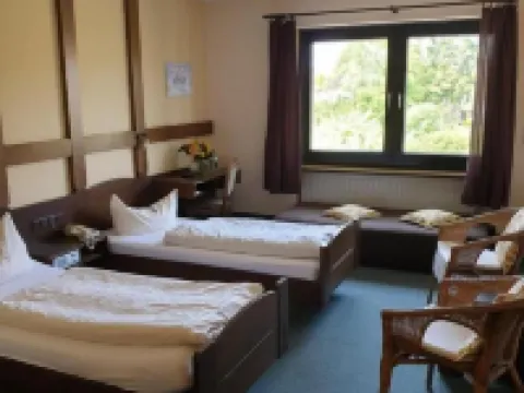 ハイデホテル アンナ ゾルタウのホテル