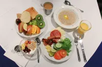 Hotel Hullu Poro - breakfast