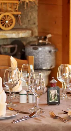 Hôtel Restaurant "Les Sapins" Wellness & Gourmet Отели в г. Manigod